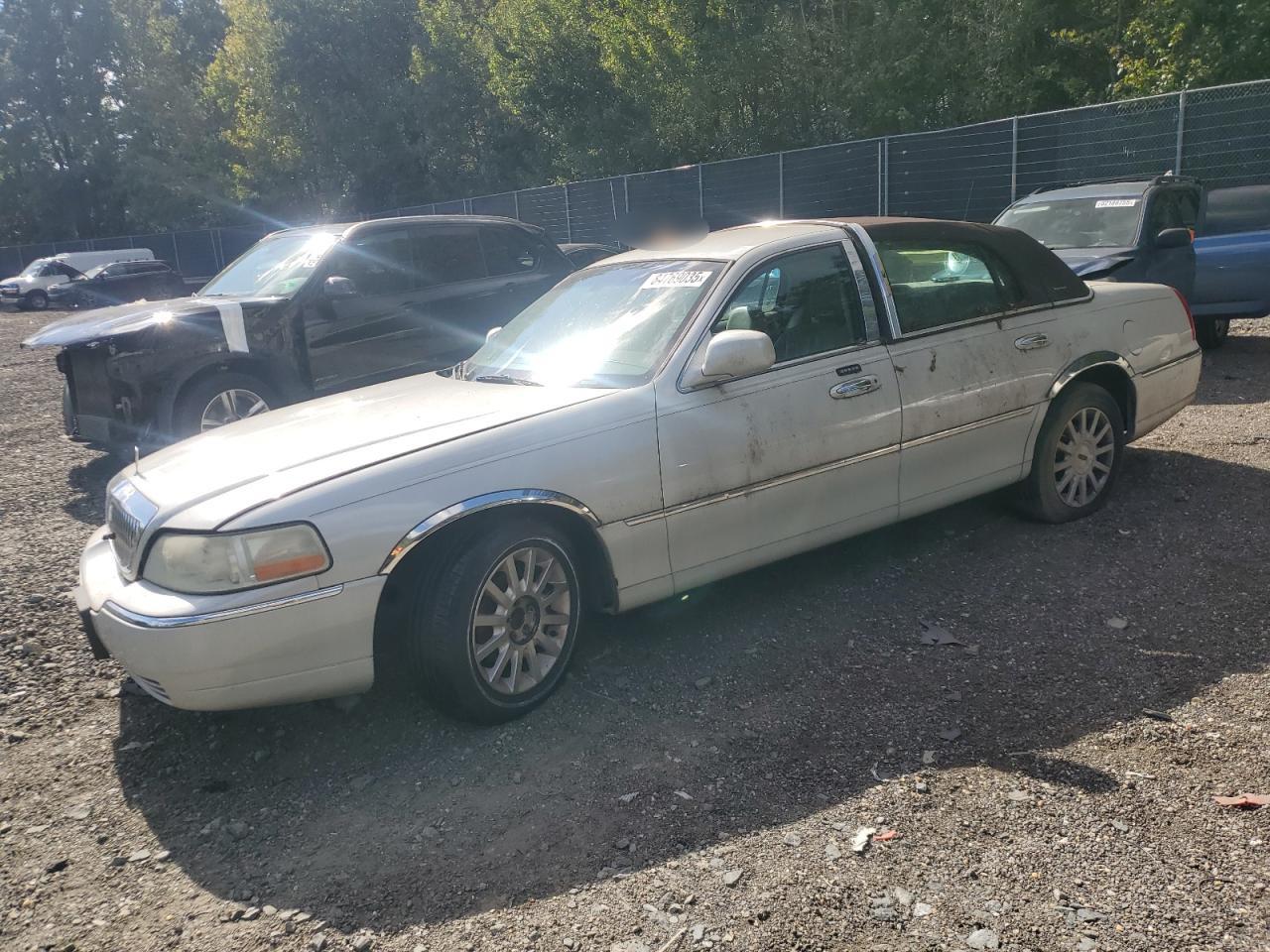 2007 Lincoln Town Car
