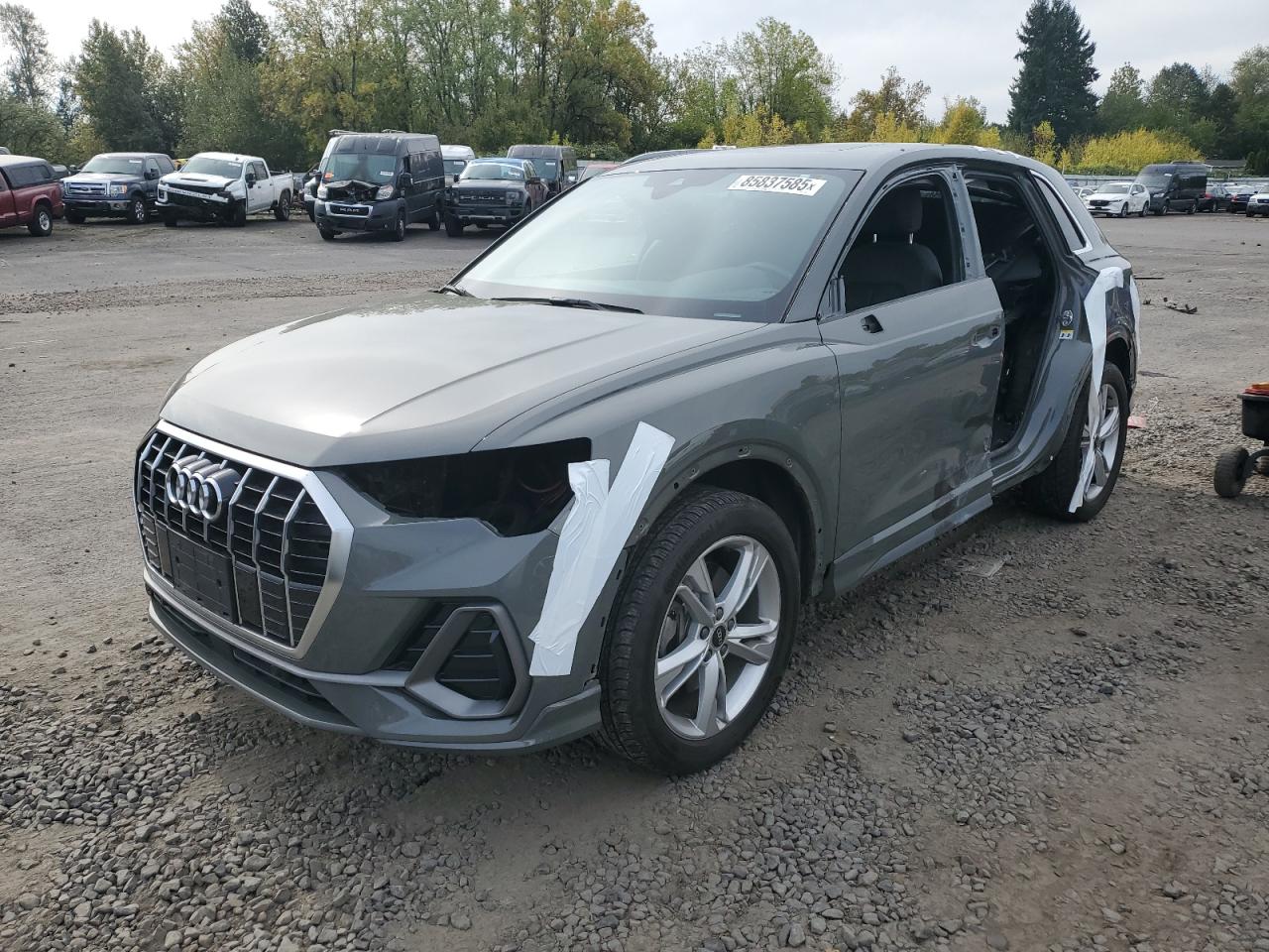 2022 Audi Q3
