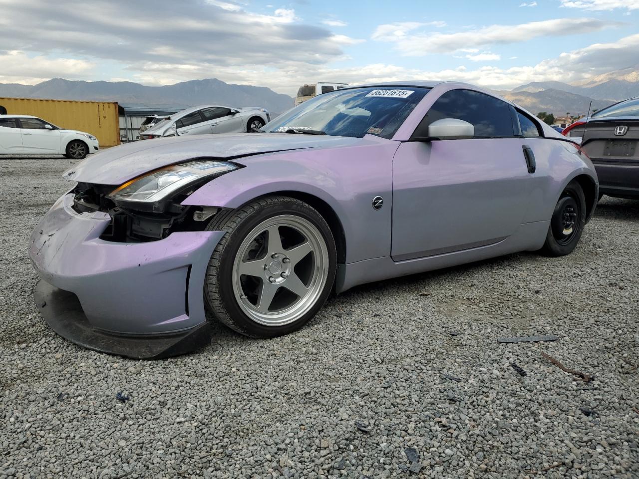 2005 Nissan Z