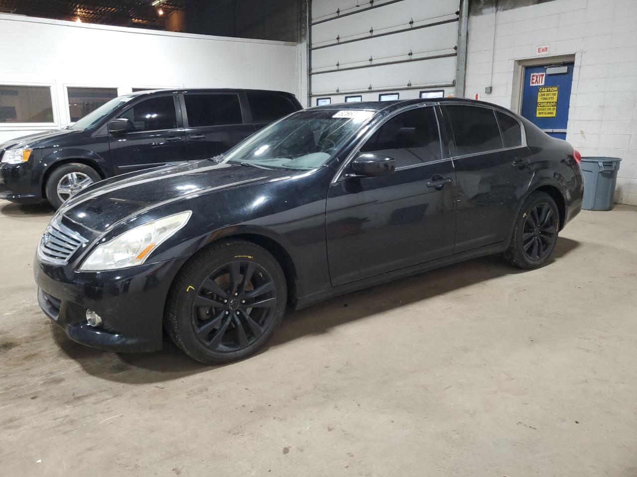 2013 Infiniti G37