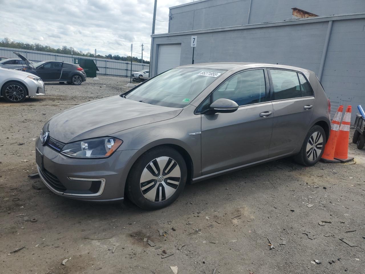 2016 Volkswagen e-Golf