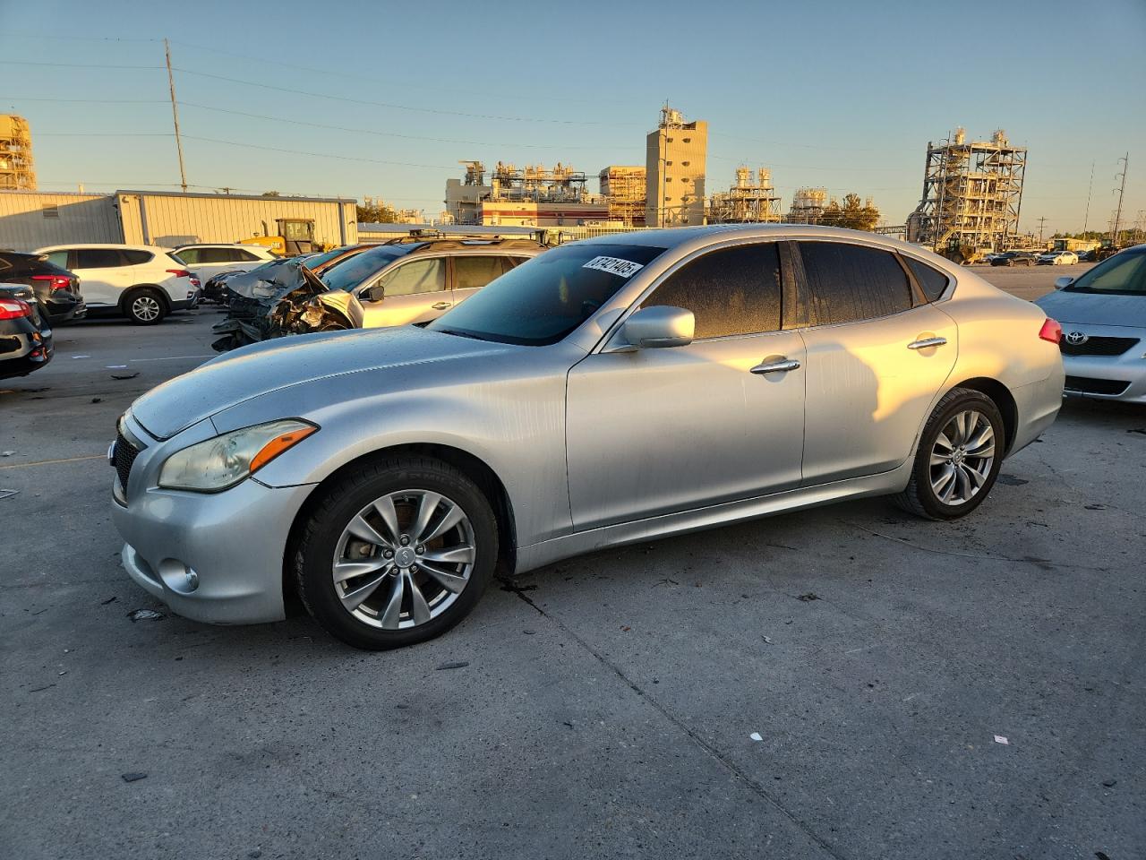 2013 Infiniti M37