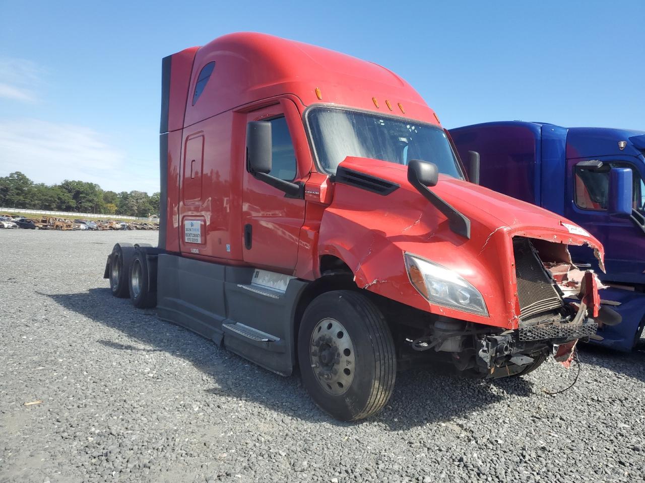 2020 Freightliner Cascadia 126