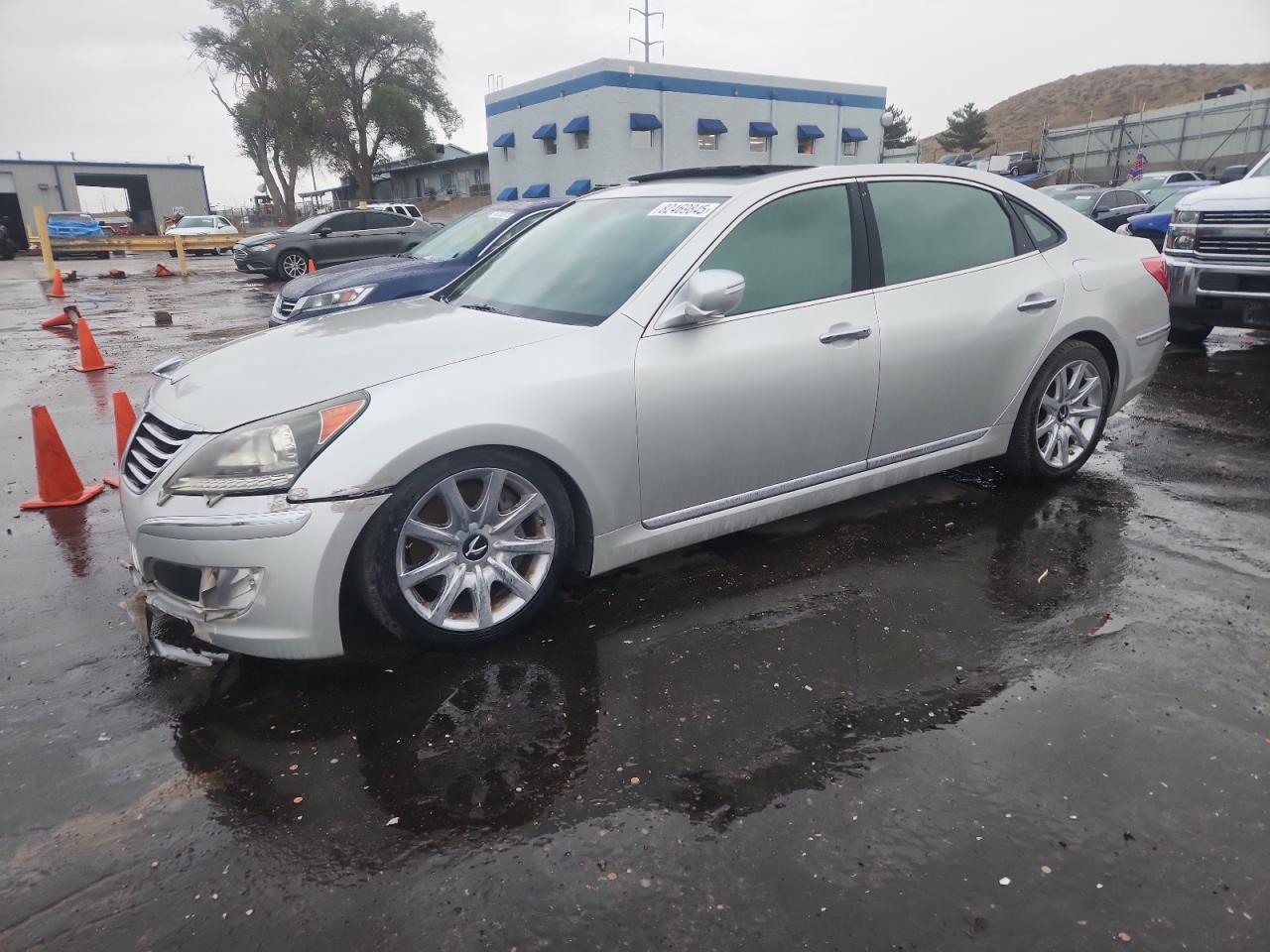 2013 Hyundai Equus