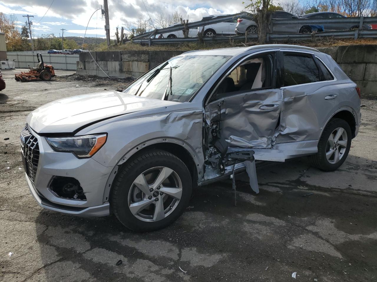 2022 Audi Q3
