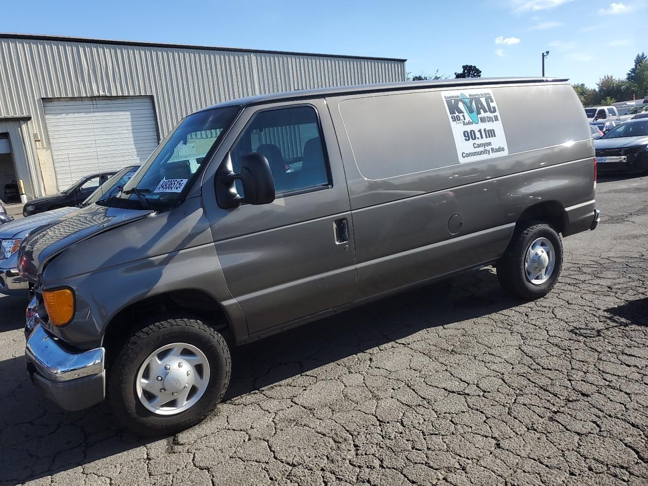 2003 Ford Econoline E350