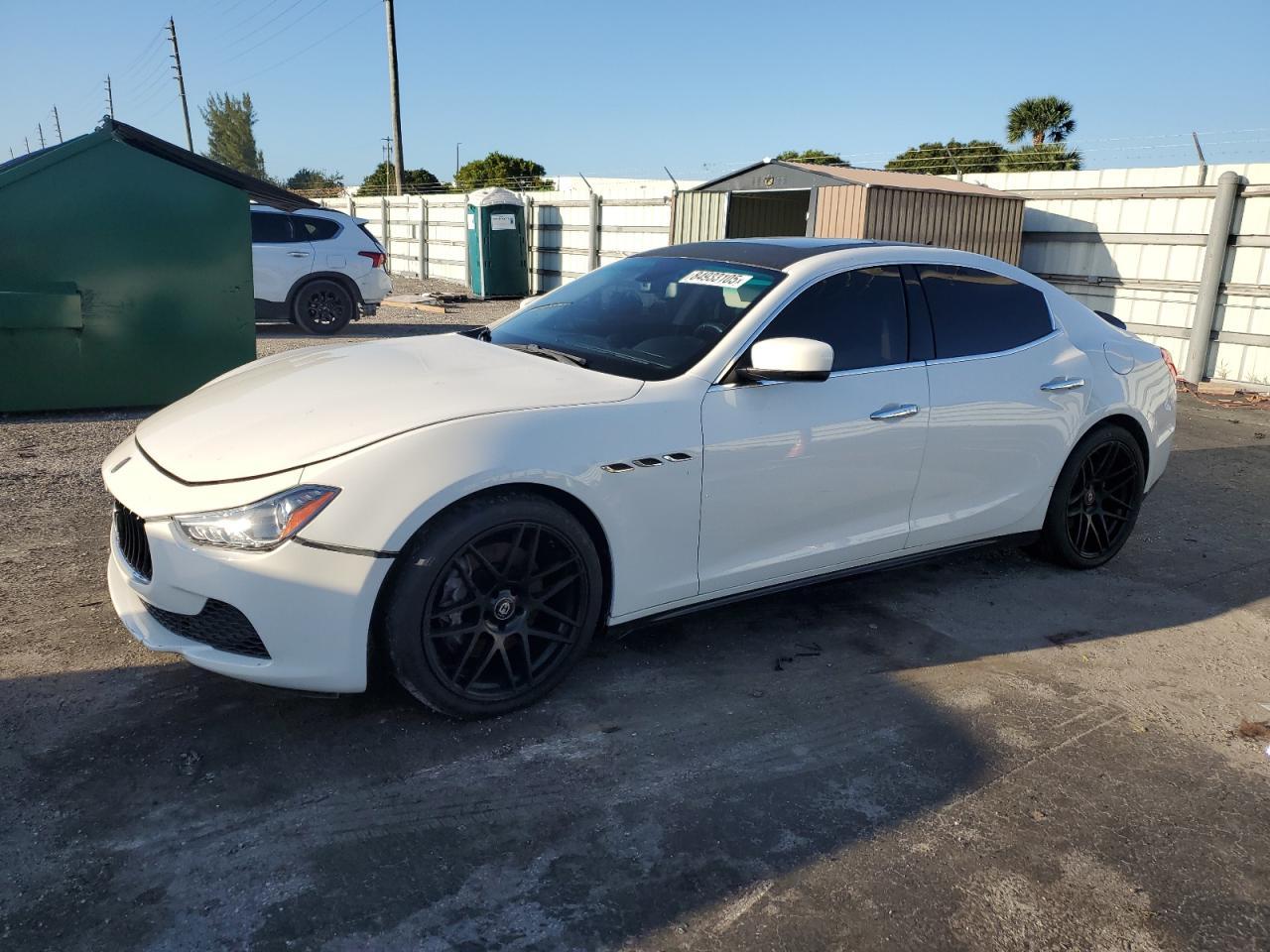 2015 Maserati Ghibli