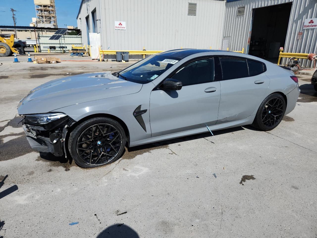 2021 BMW M8