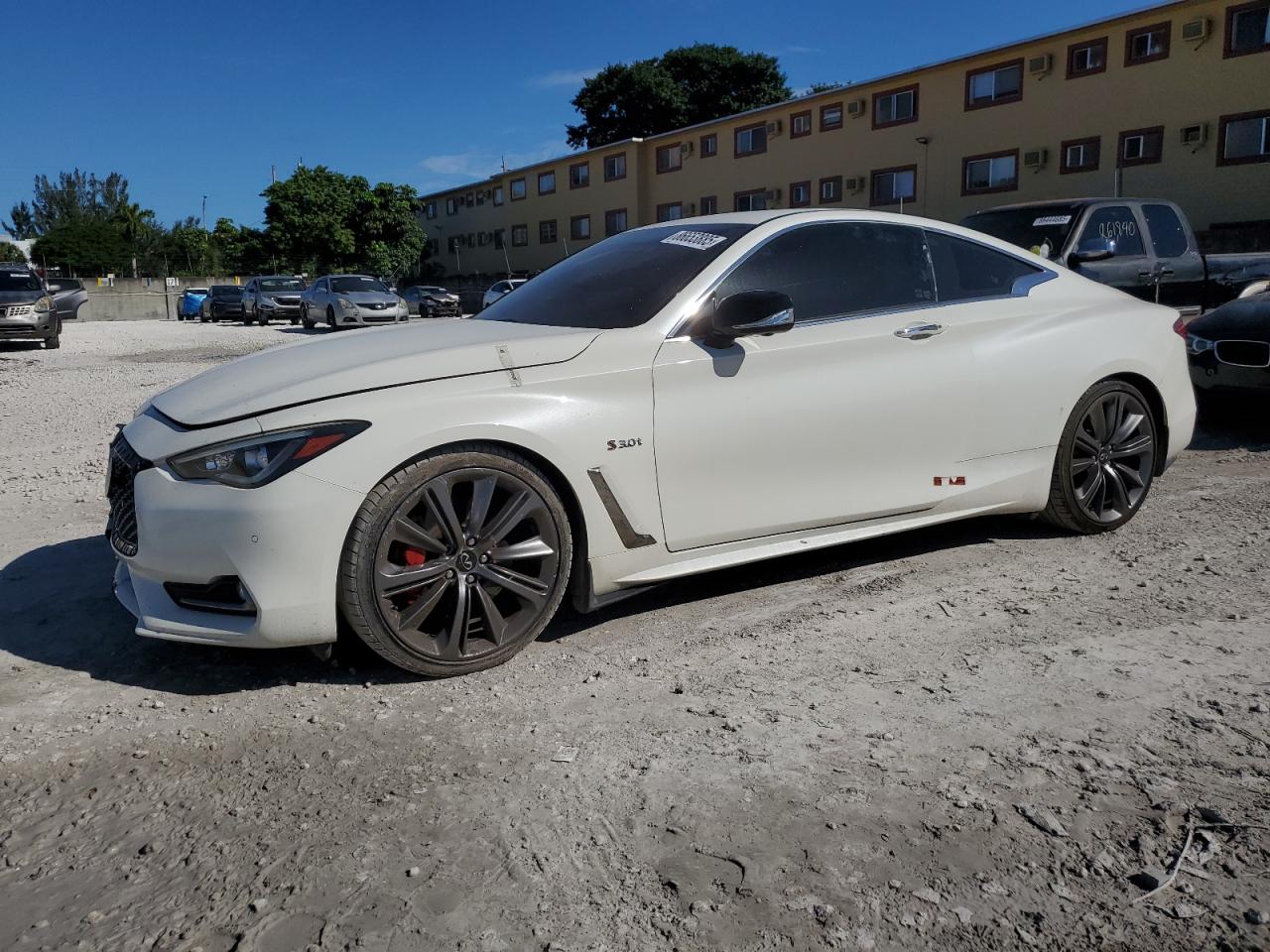 2017 Infiniti Q60