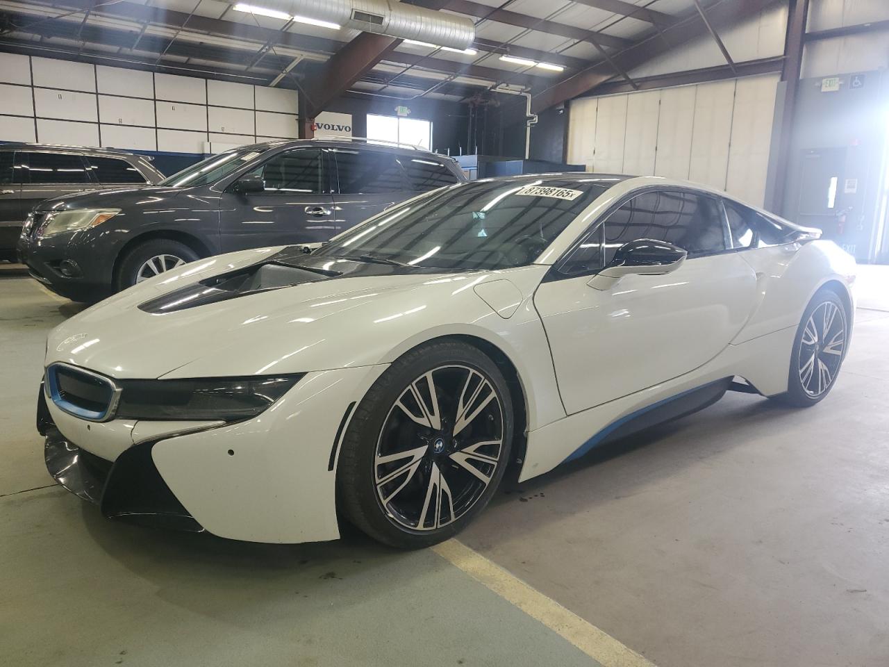 2015 BMW i8