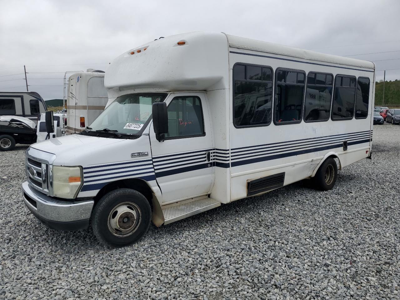 2017 Ford Econoline