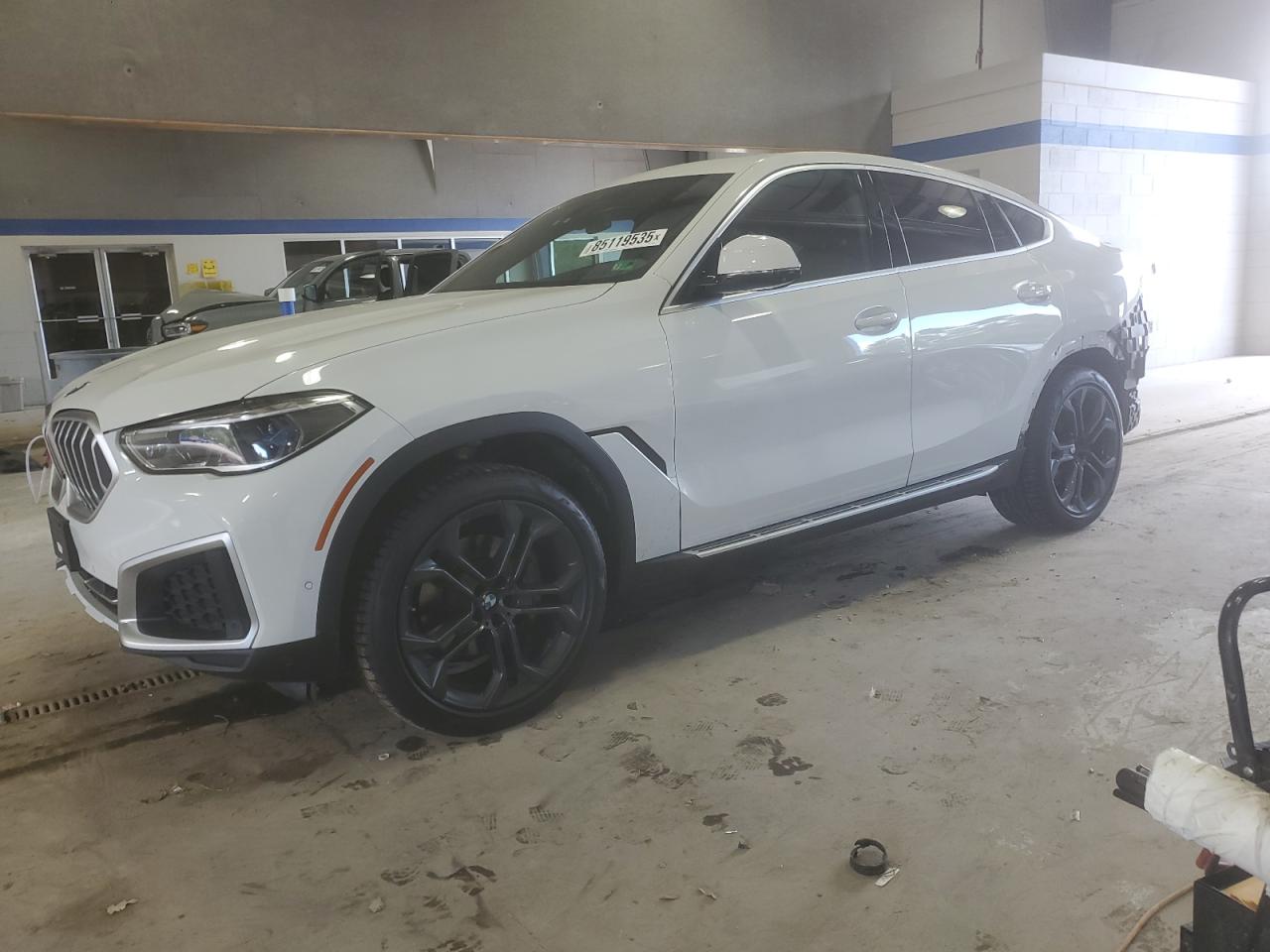 2022 BMW X6