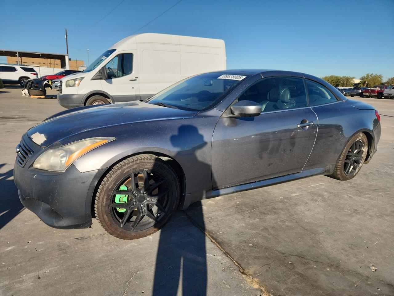 2011 Infiniti G37