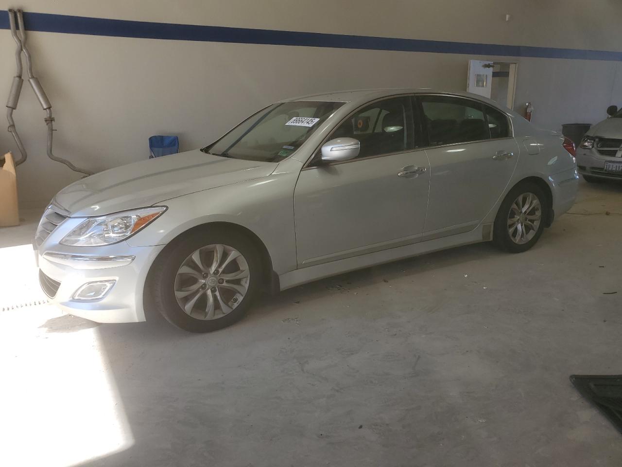 2013 Hyundai Genesis