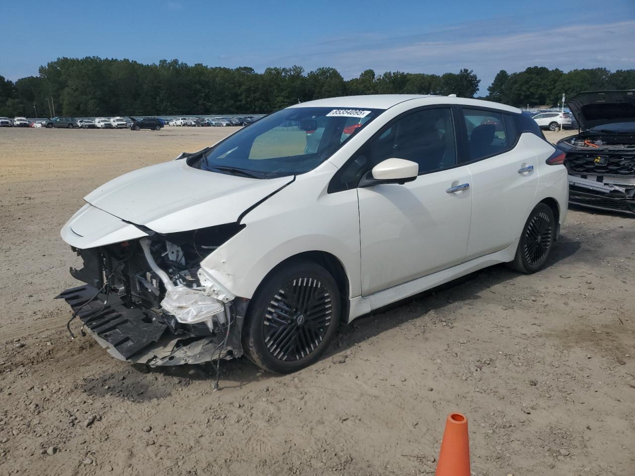 2023 Nissan Leaf