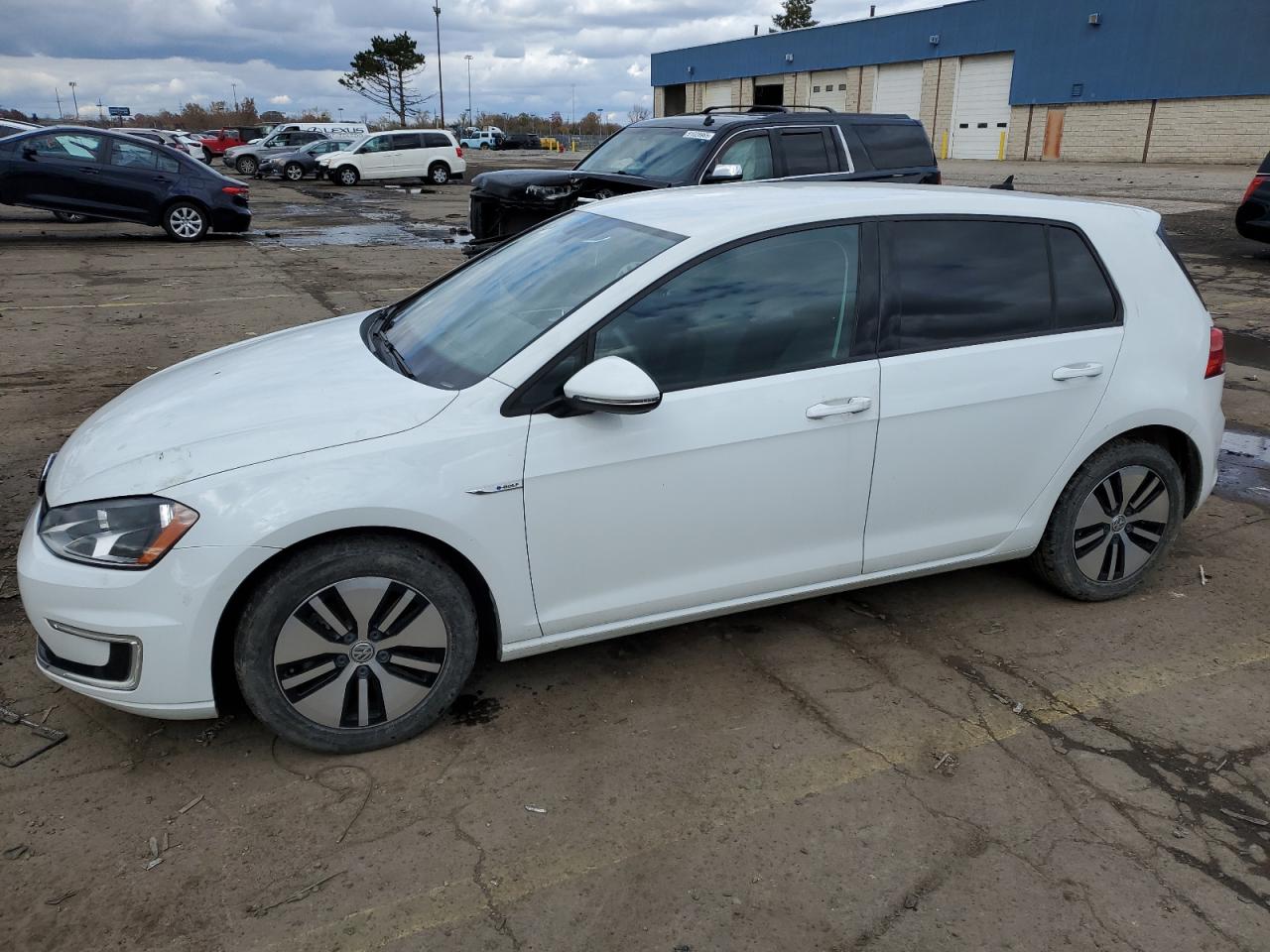 2016 Volkswagen e-Golf