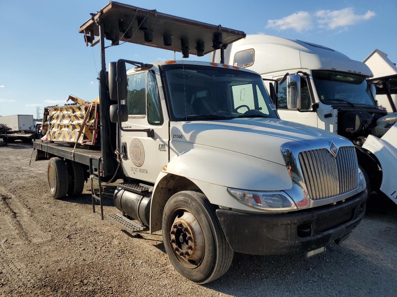 2002 International 4000-Series