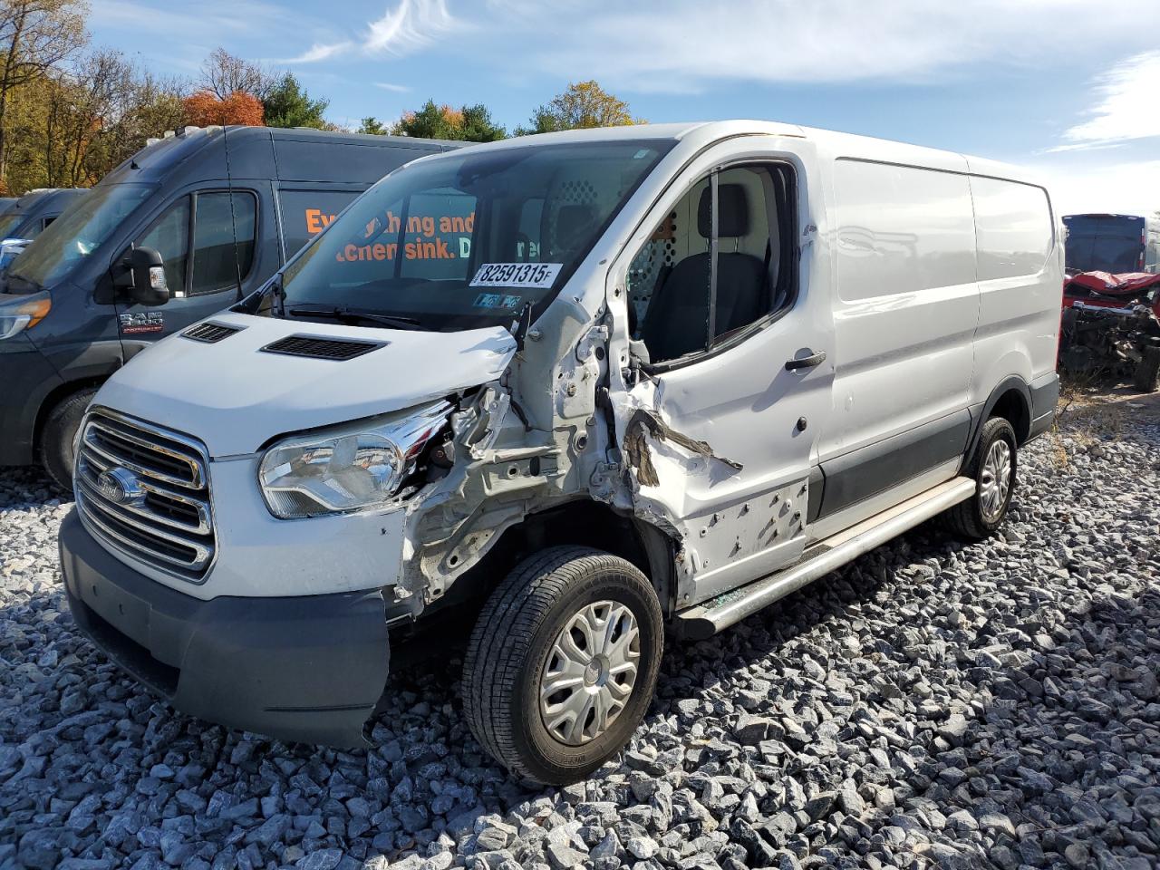 2016 Ford T-250