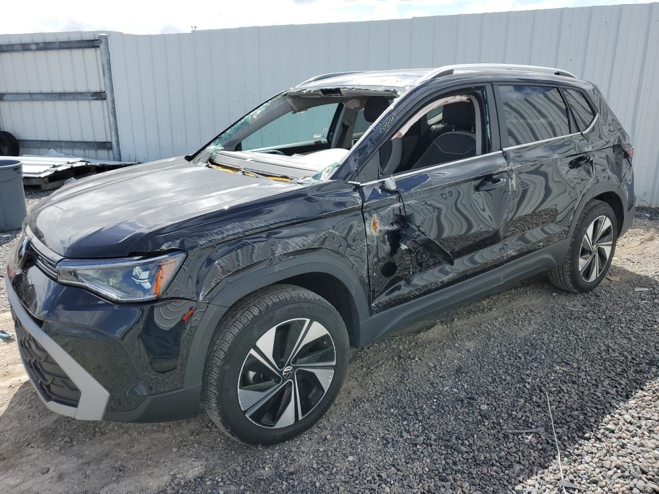 2025 Volkswagen Taos