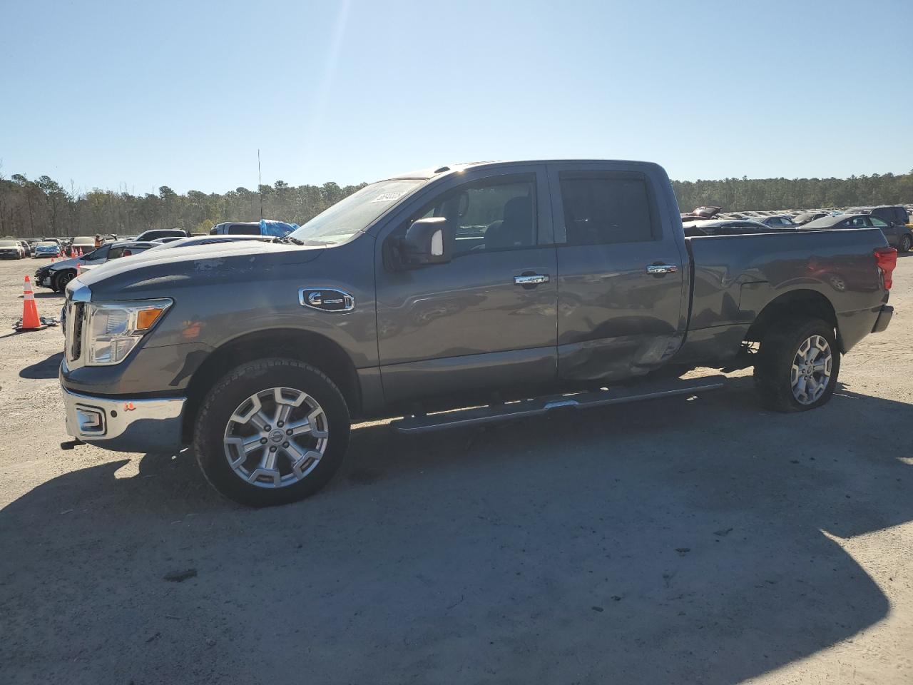 2016 Nissan Titan