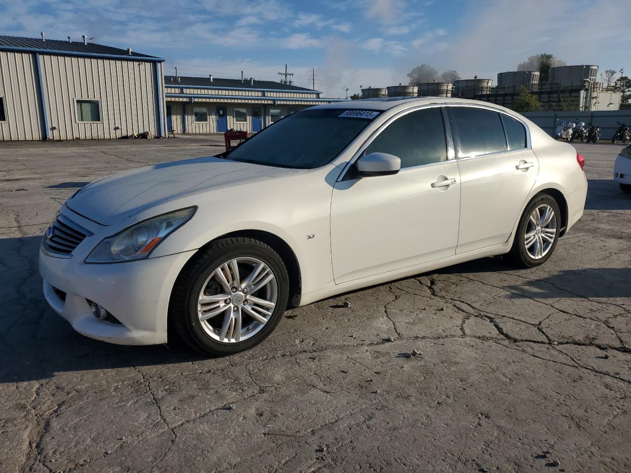2015 Infiniti Q40