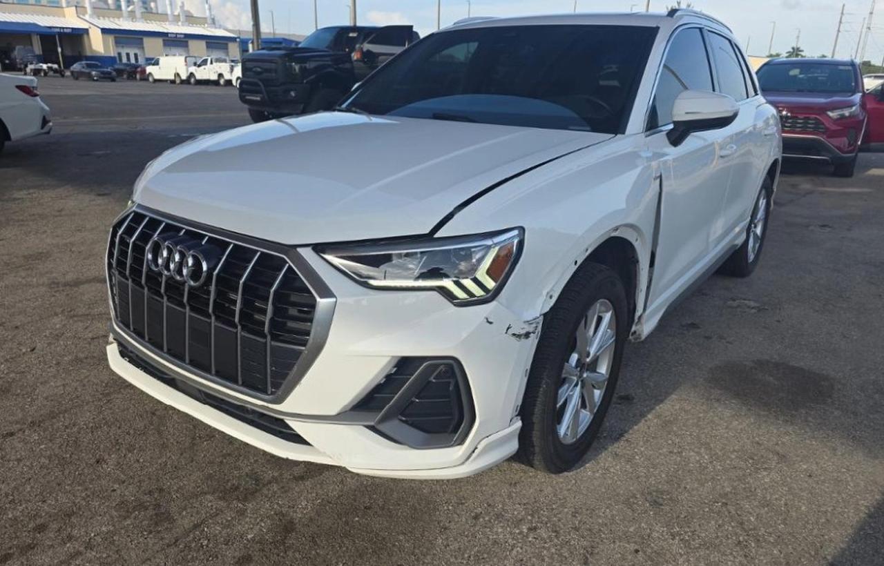 2023 Audi Q3