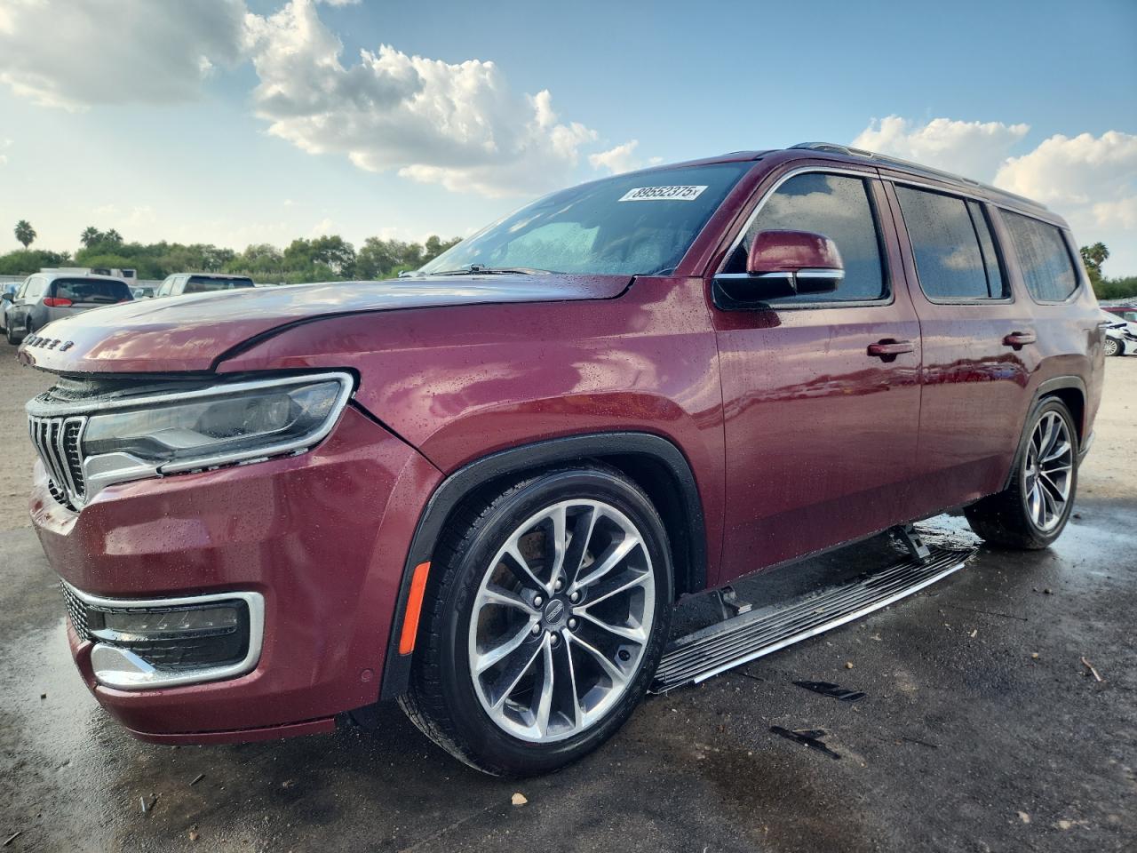 2022 Jeep Wagoneer