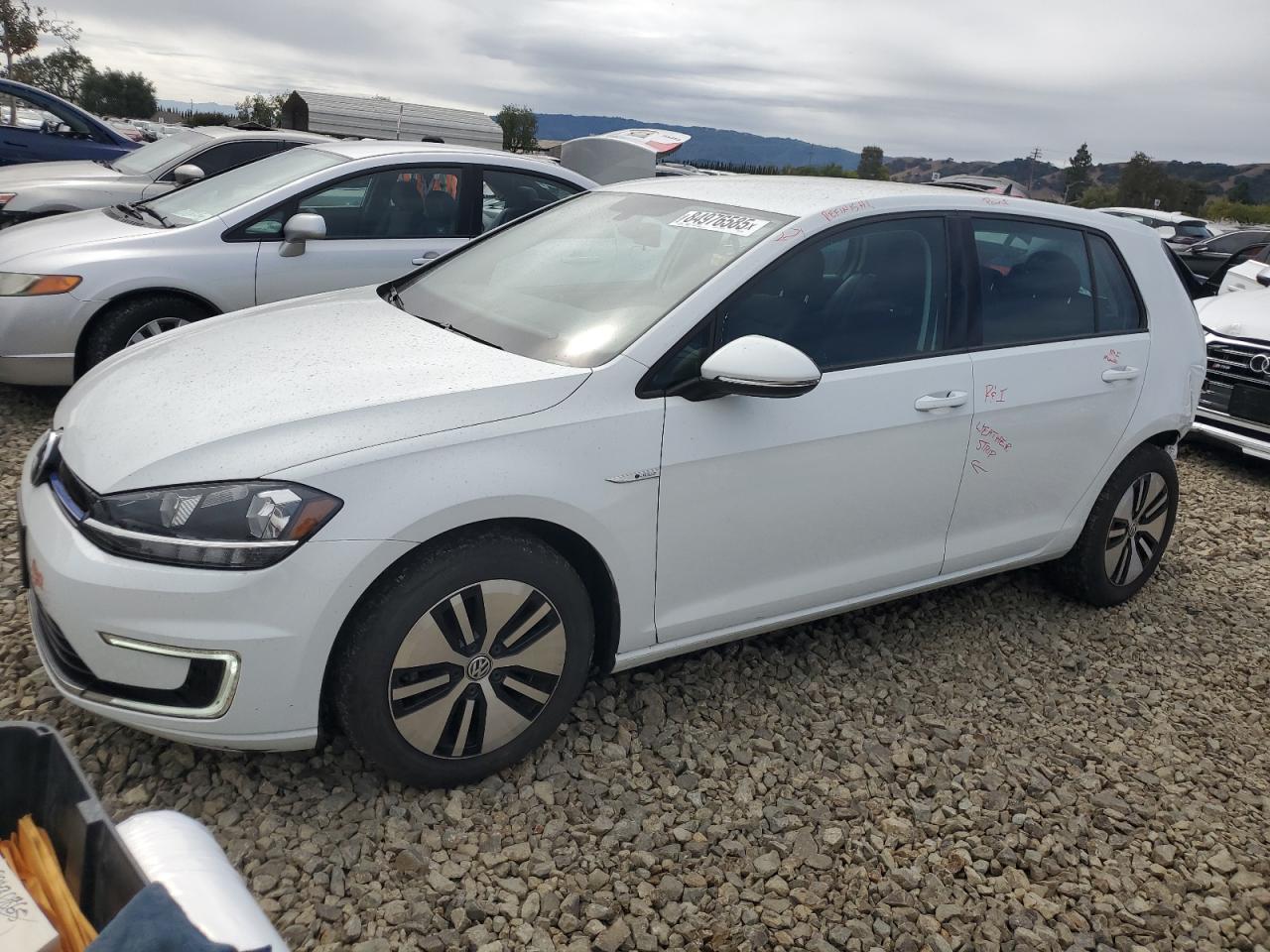 2017 Volkswagen e-Golf