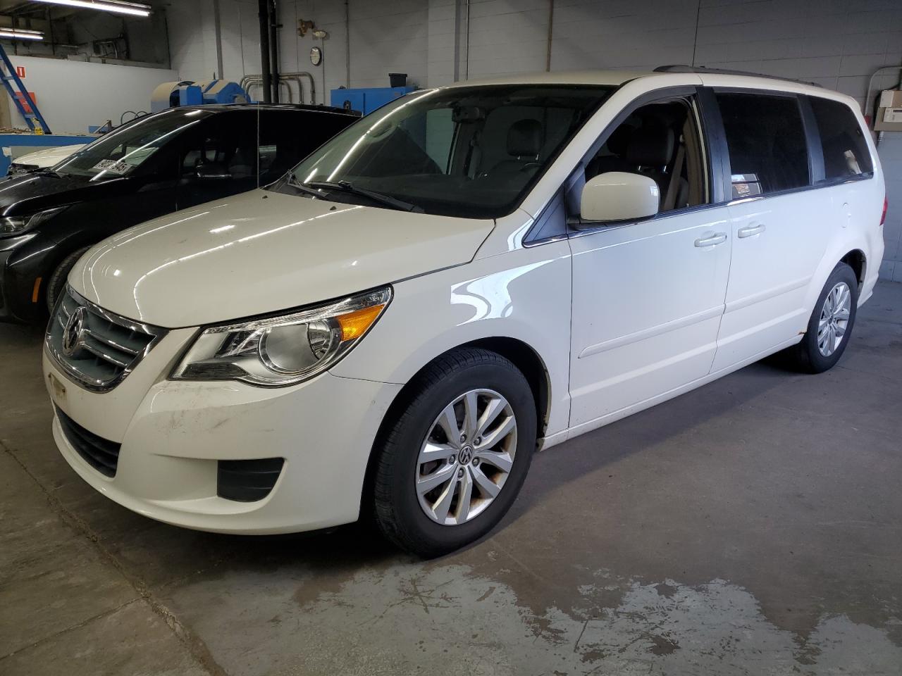 2012 Volkswagen Routan