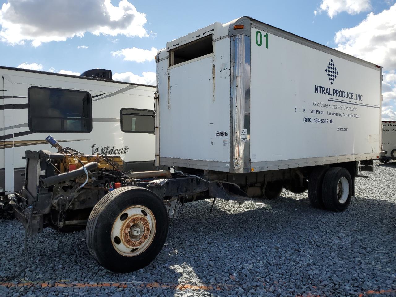 2006 Freightliner M2 106
