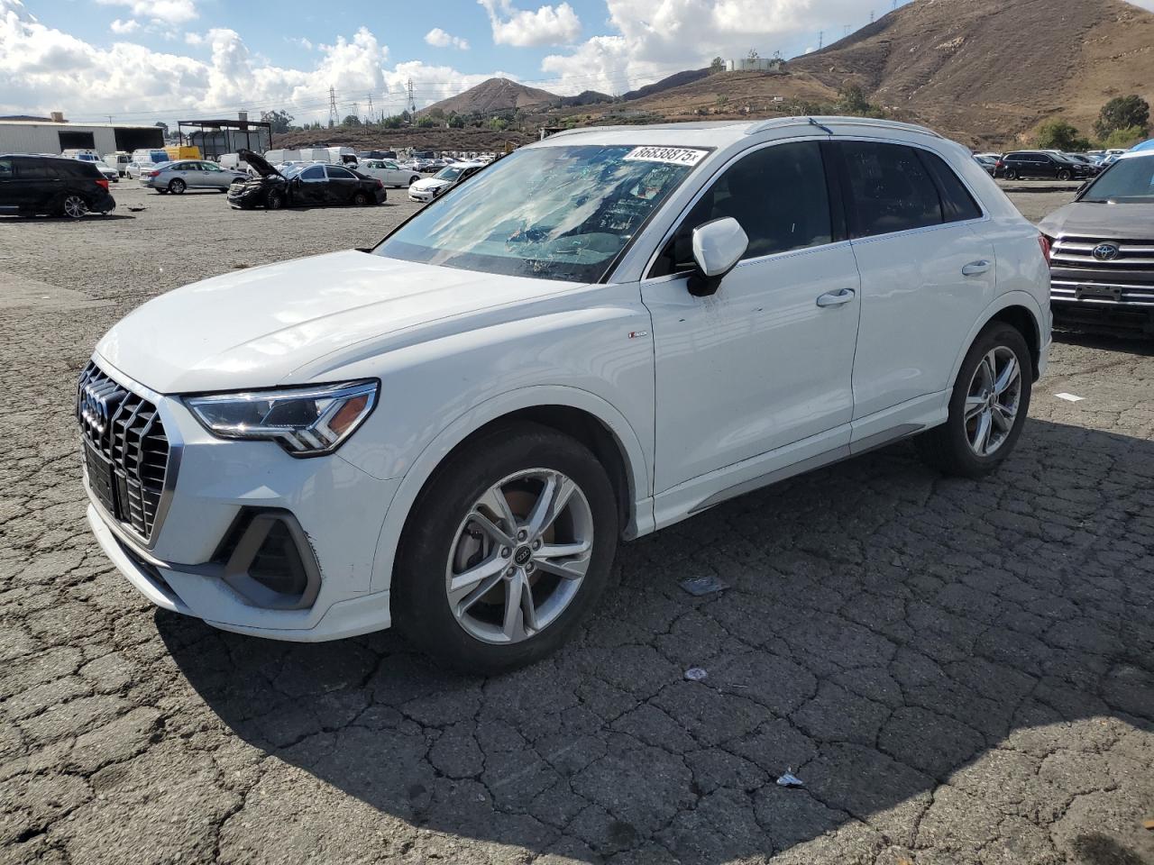 2022 Audi Q3