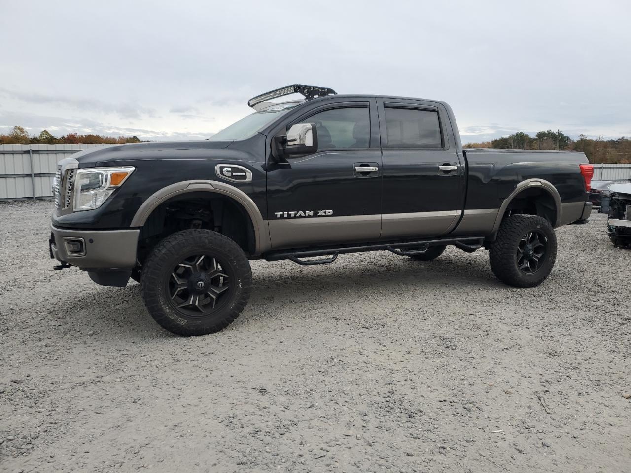 2019 Nissan Titan