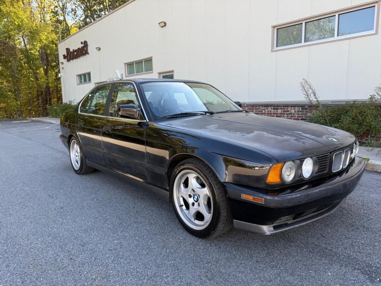 1991 BMW M5
