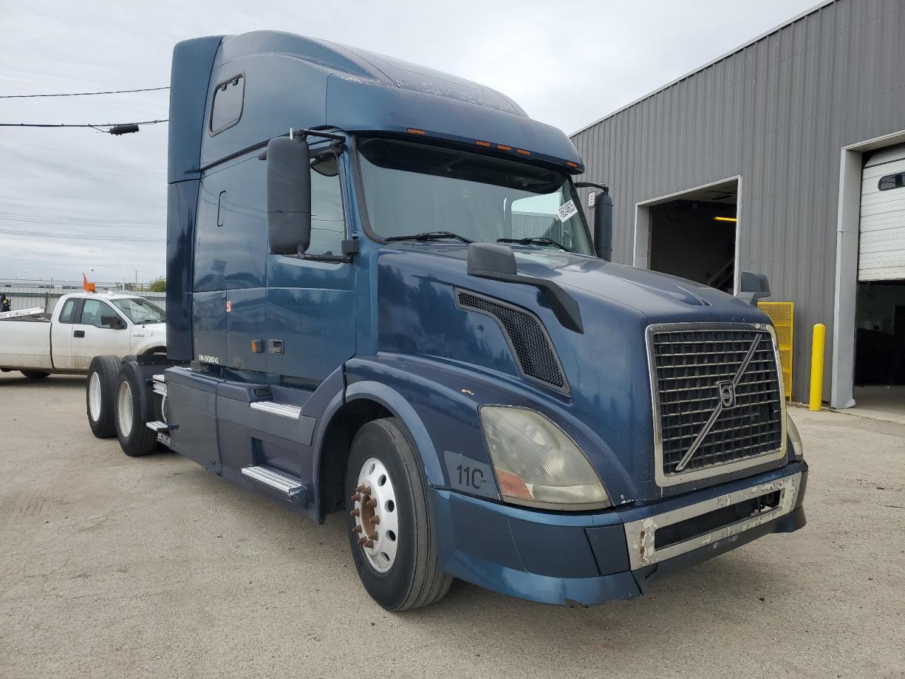 2005 Volvo Vn
