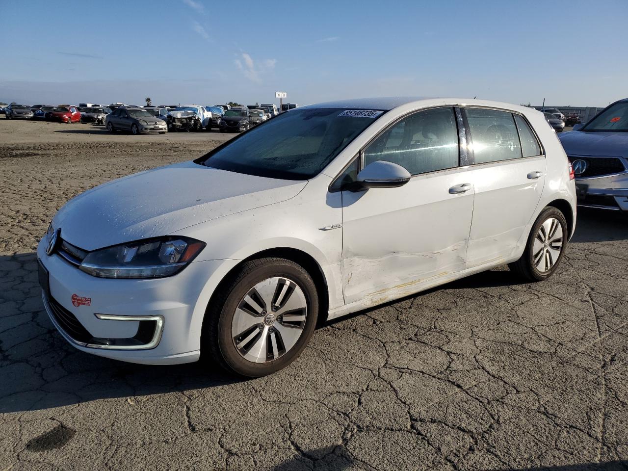 2017 Volkswagen e-Golf
