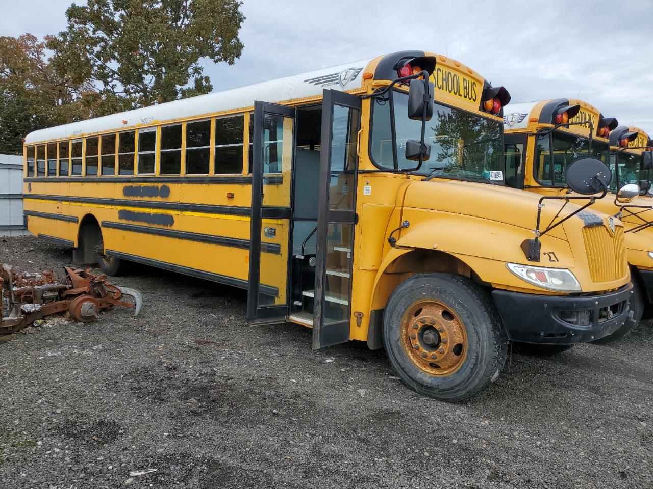 2013 Ic Corporation Ce Series School