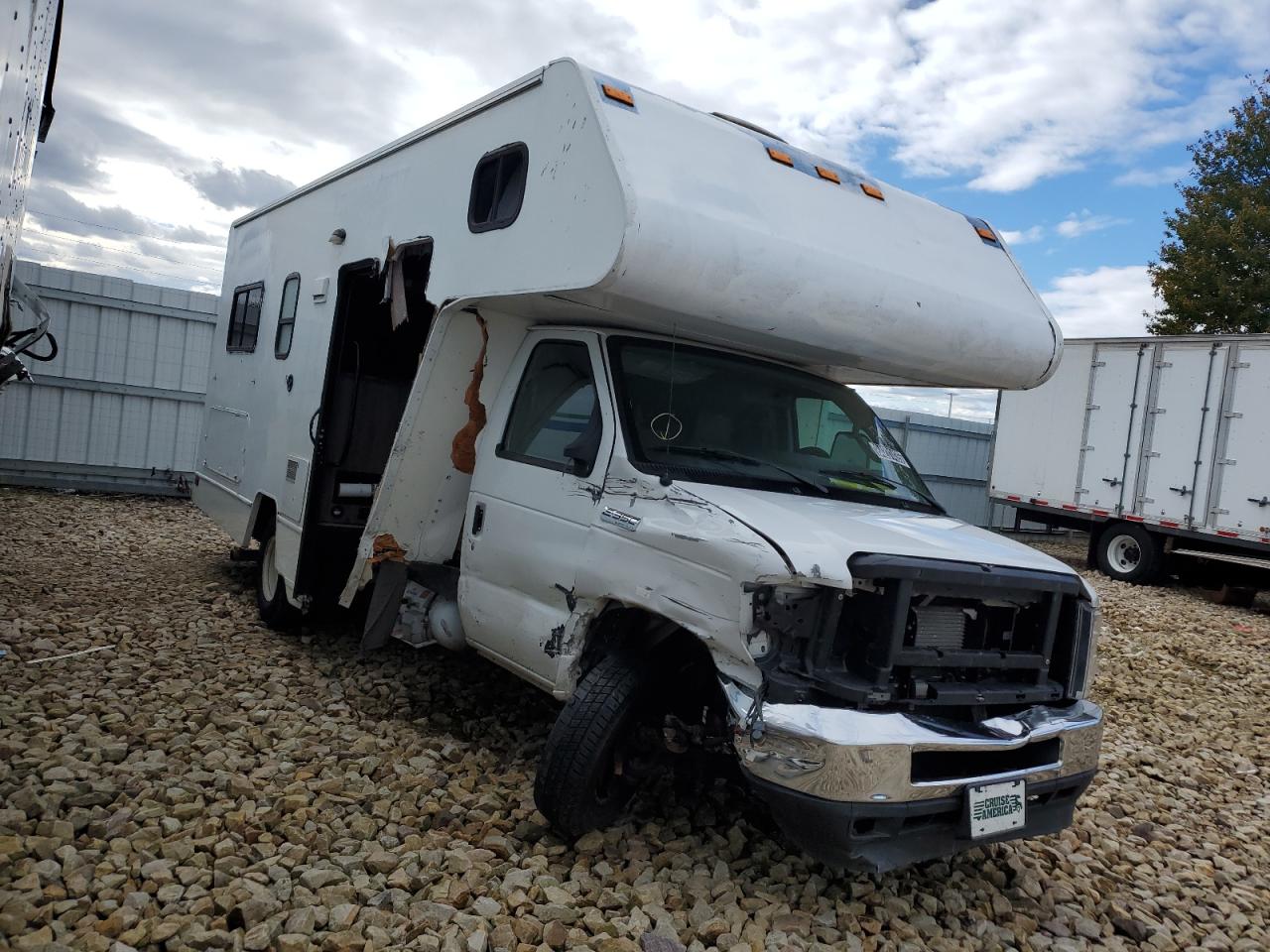 2021 Ford E-350