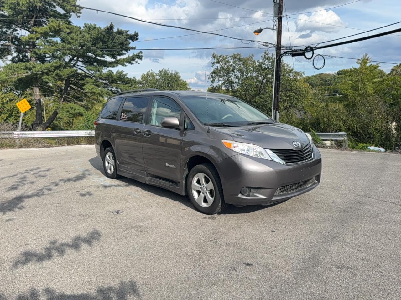2013 Toyota Sienna