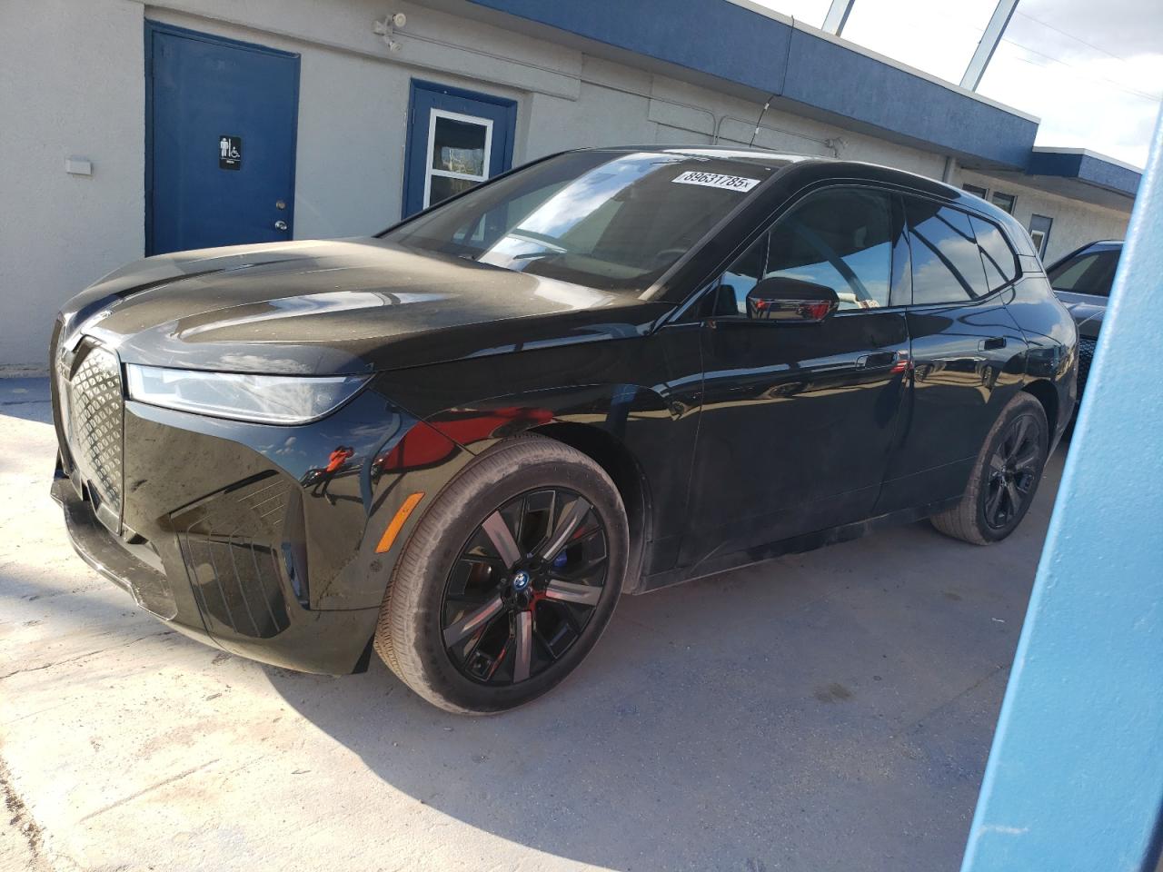 2024 BMW iX