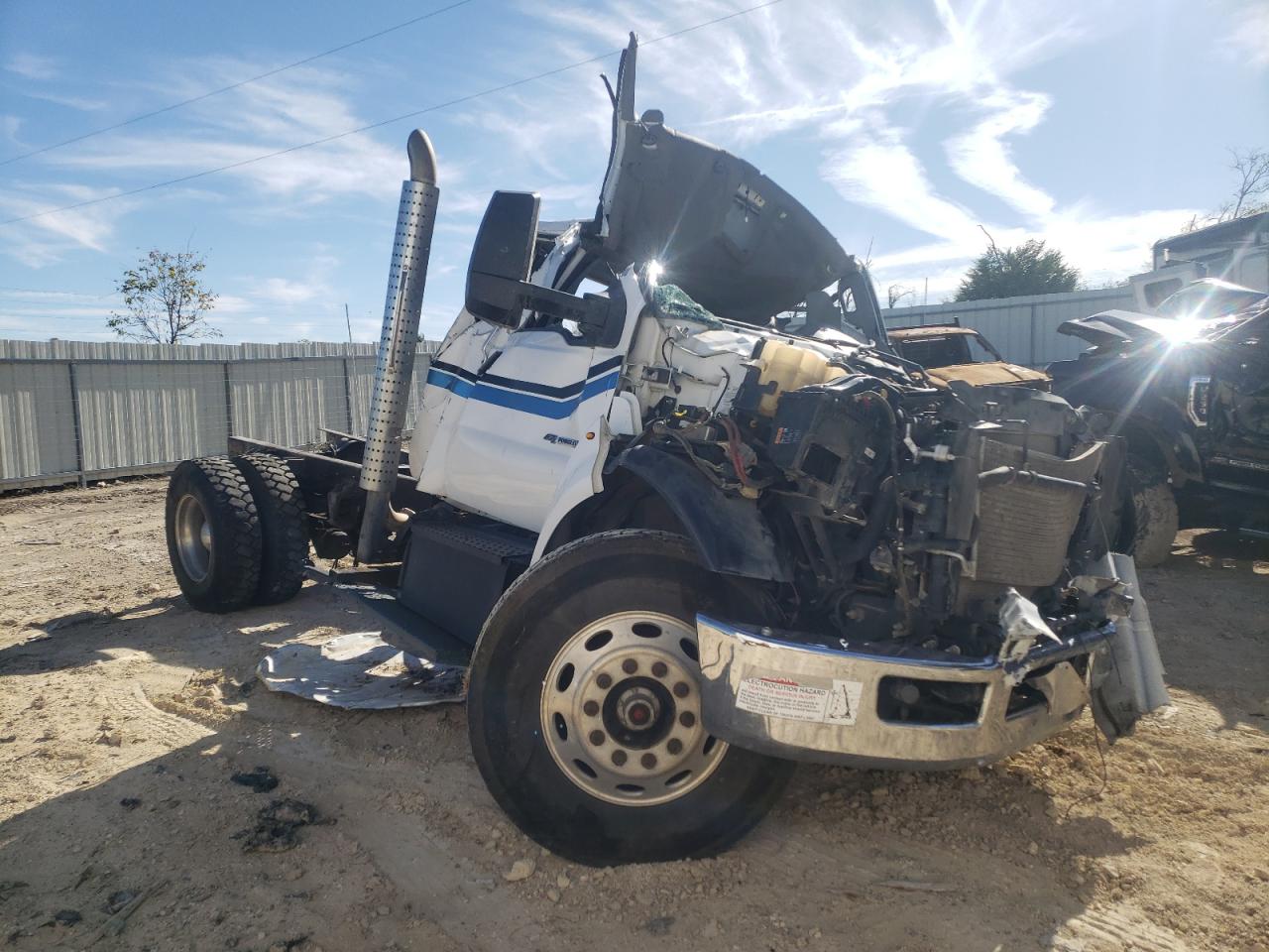 2019 Ford F-750