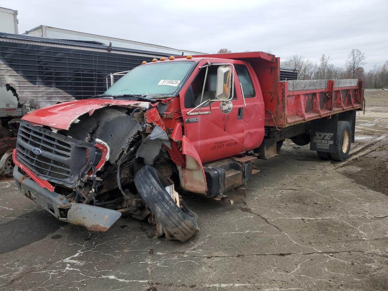 2000 Ford F-650