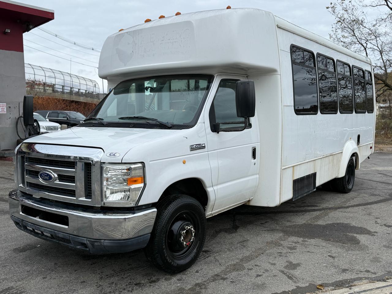 2016 Ford Econoline