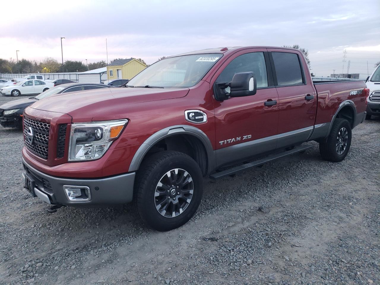 2016 Nissan Titan