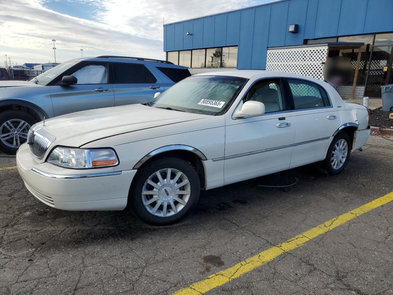 2007 Lincoln Town Car