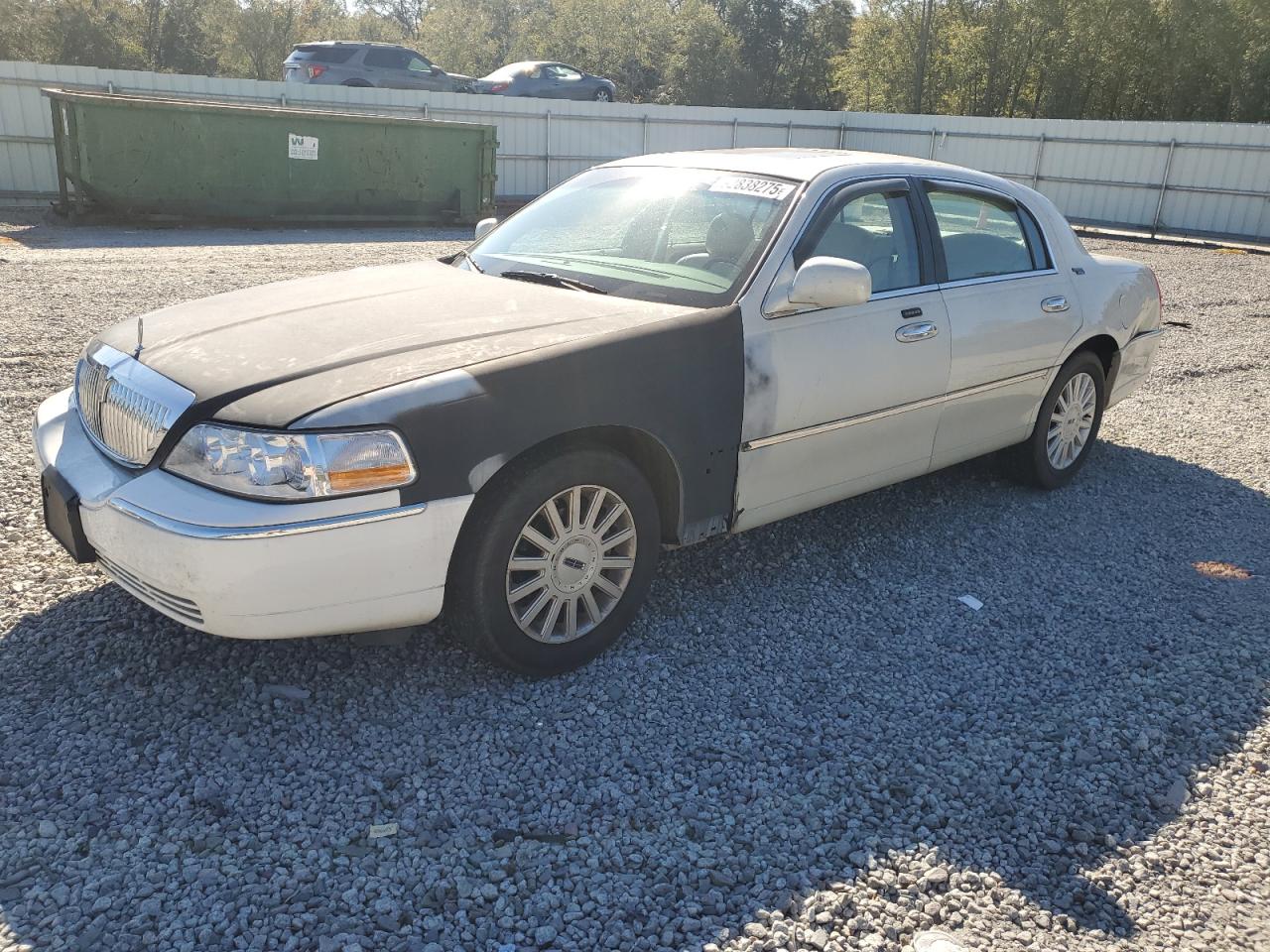 2005 Lincoln Town Car