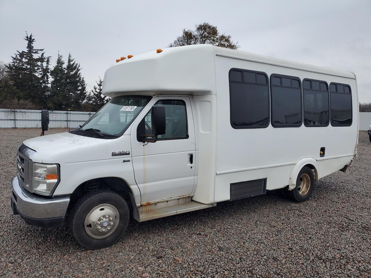 Ford Econoline E350