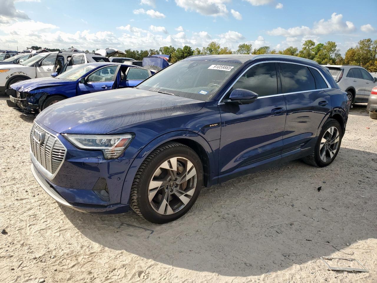 2022 Audi e-tron