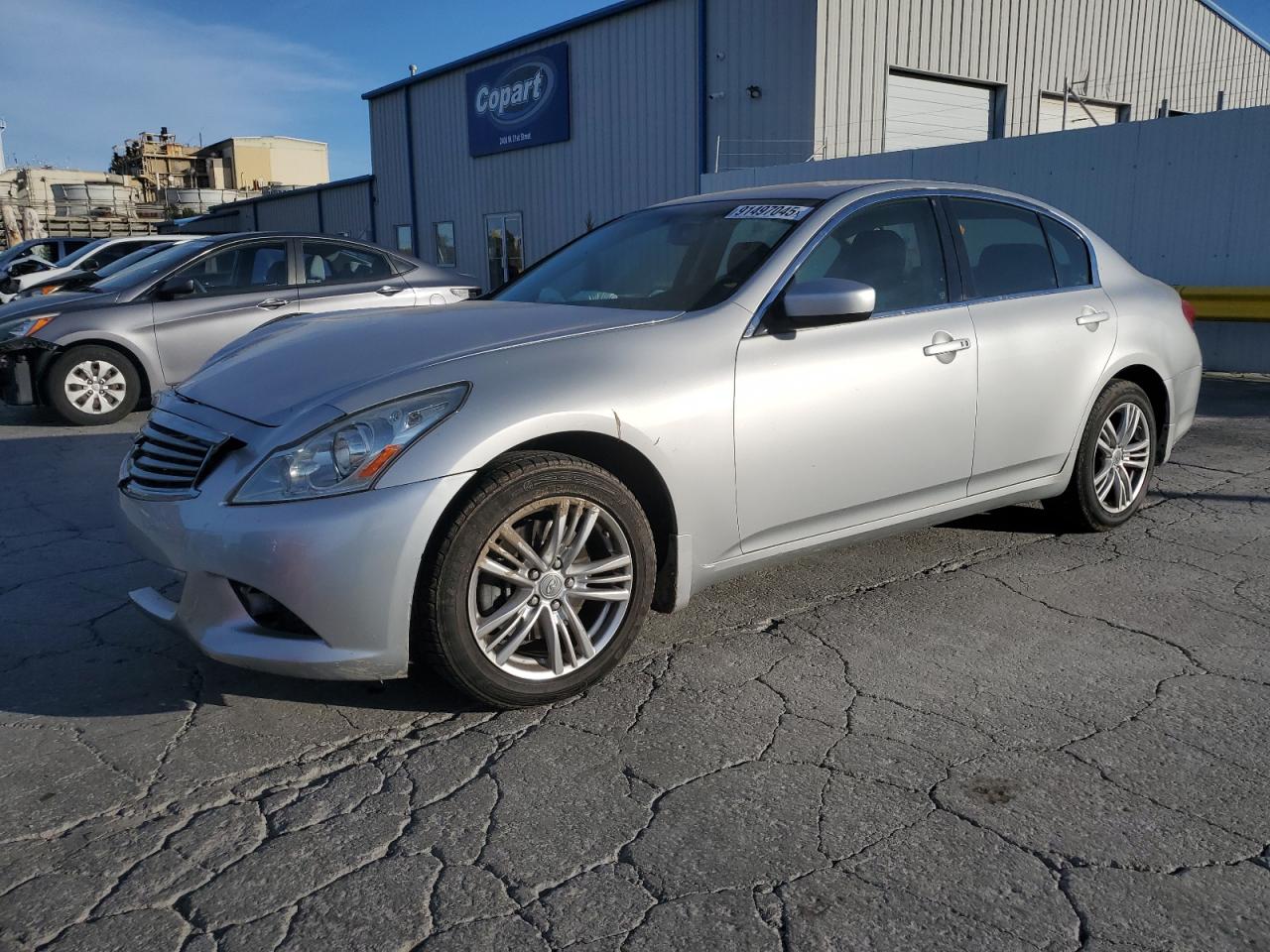 2013 Infiniti G37