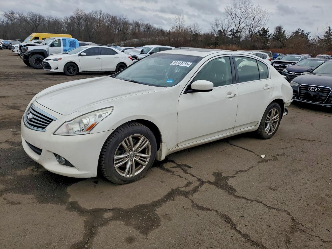 2013 Infiniti G37