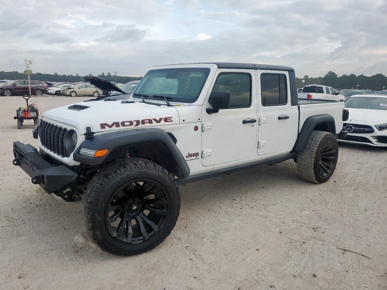 2024 Jeep Gladiator